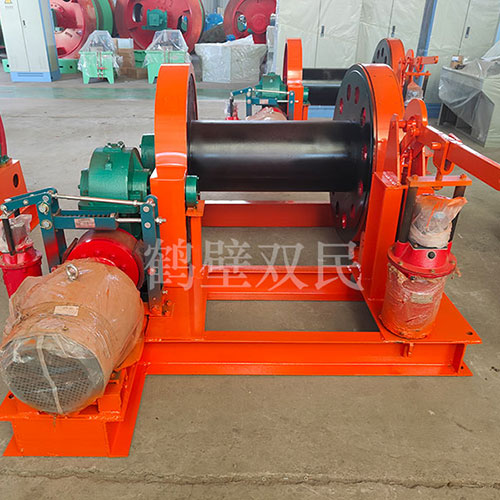 JZ-5/400鑿井絞車裝車發(fā)貨！